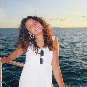 Meet your Posher, Grace